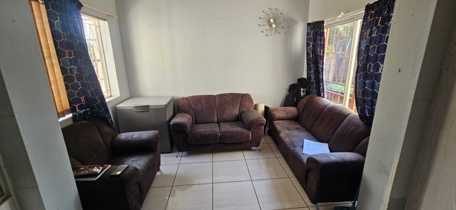 3 Bedroom Property for Sale in Verwoerdpark Northern Cape